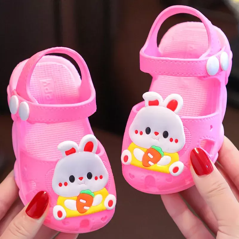 Sandales d'été à motif de lapin de dessin animé pour bébé fille, chaussures coordonnantes pour la maison, semelle souple, pour la plage, pour enfant