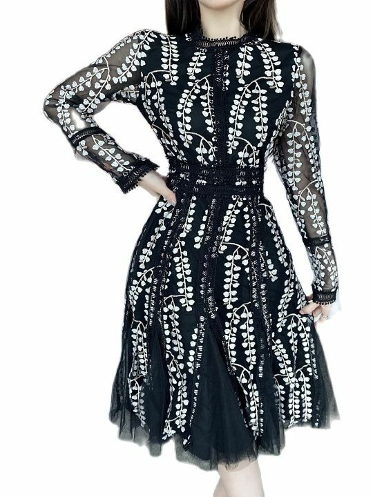 2023 modna damska sukienka haftowany kwiat damska z okrągłym dekoltem elegancka Vintage w groszki siatkowy Patchwork koronkowa sukienka do kolan przedsionek