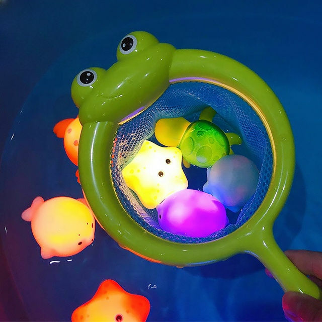 ของเล่นอ่างอาบน้ำลอยน้ำสำหรับเด็กทารกเด็กวัยหัดเดินชุดสัตว์ทะเลของเล่นห้องน้ำน่ารักมีไฟ LED