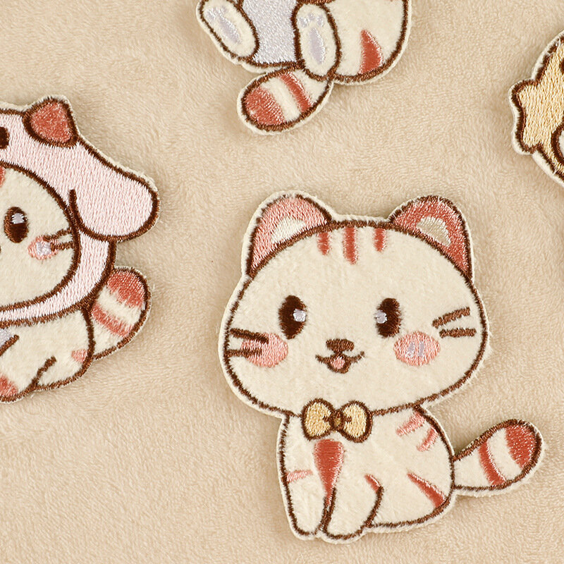 Patches de bordado dos desenhos animados, DIY, Etiqueta de pano bonito do gato, Emblema auto-adesivo, Decoração de roupas infantis