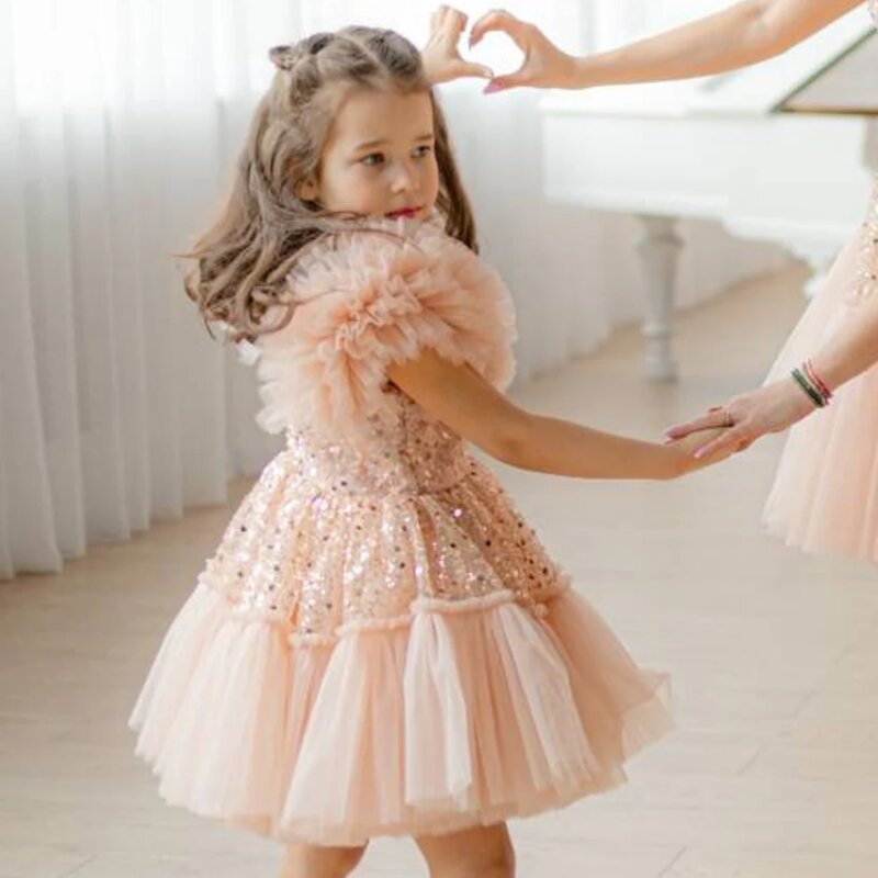 Flower Girl Dresses Light Pink Tulle Puffy Sequin Short Sleeve Fit Wedding Party Birthday Banquet First Communion Gowns