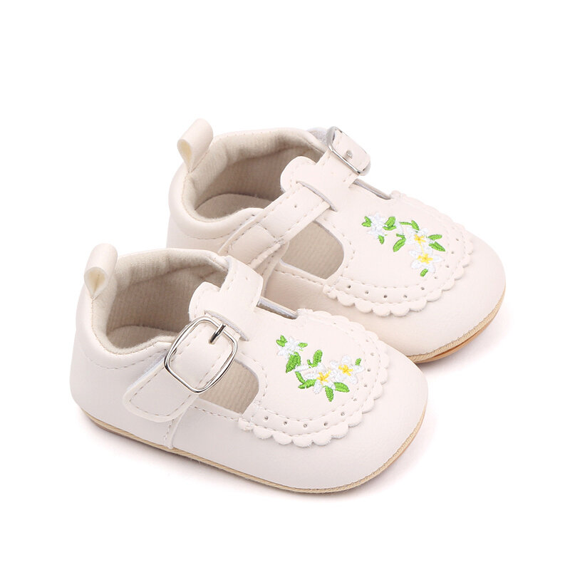Sapatos de princesa antiderrapante para bebês, couro PU macio, flor bordada, sapatos de criança, primeiro caminhante