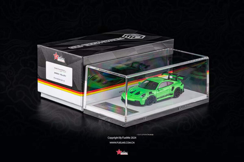 FuelMe 1:64 RS Green limited399 Model mobil