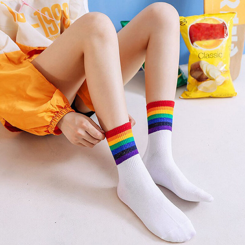 Calcetines de algodón con estampado de arcoíris para mujer, medias de estilo Harajuku japonés, versión coreana, a rayas, moda navideña, informal