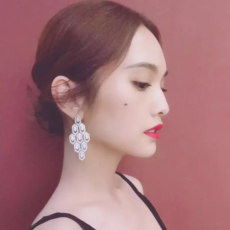 Korean Drama Kim Ji Won Same Earring Light luxury Exaggerated Accessories Queen of Tears 2024 New Gift Fans