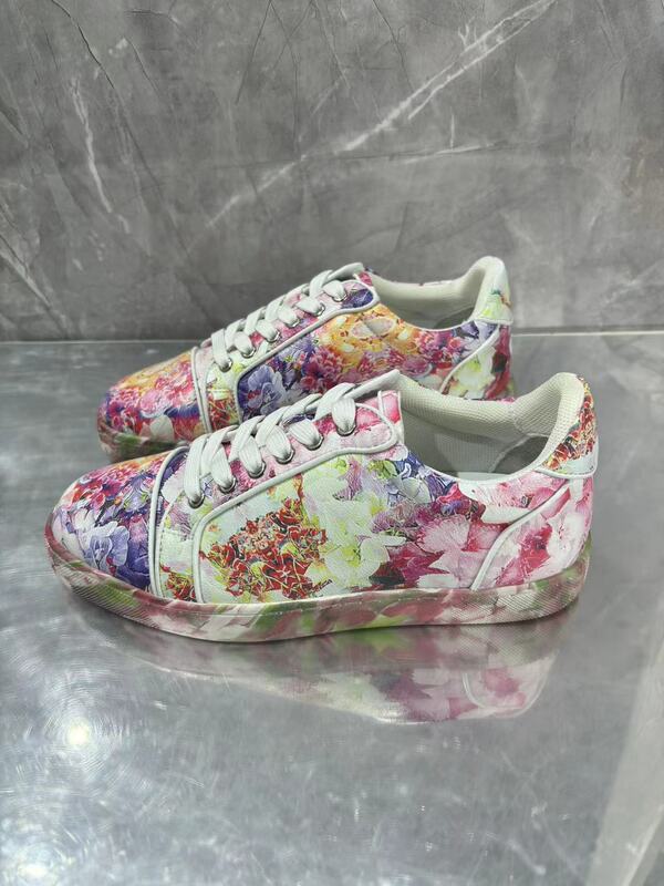 Zapatos de piel auténtica de alta calidad para hombre y mujer, calzado informal con estampado de flores y punta redonda, con cordones, para primavera y otoño