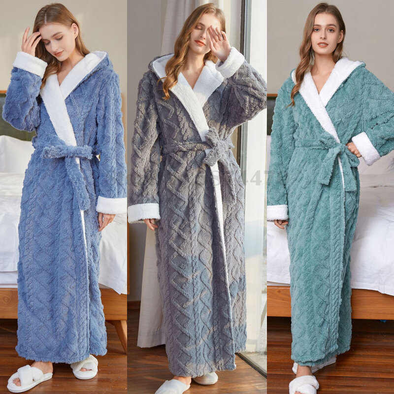 Thickened Warm Bathrobe Loose Casual Robe Hooded Jacquard Flannel Nightgown Autumn and Winter Coral Fleece Women's Nightwear