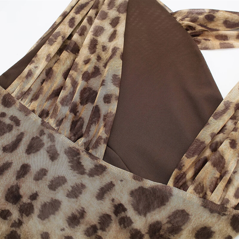 Frauen Leopard Tüll Bodysuit Sommer aushöhlen unregelmäßige Träger Druckknopf für Urlaub Strand Stil dünne Top Streetwear