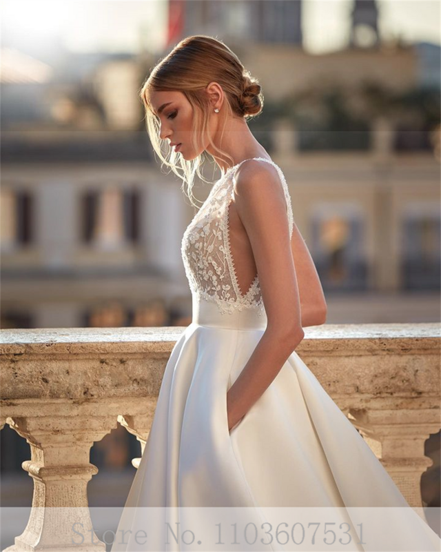robe de mariée Spaghetti Straps V-neck Satin Lace A-line Court Wedding Dress for Women Elegant Backless Wedding Gown فستان الزفا
