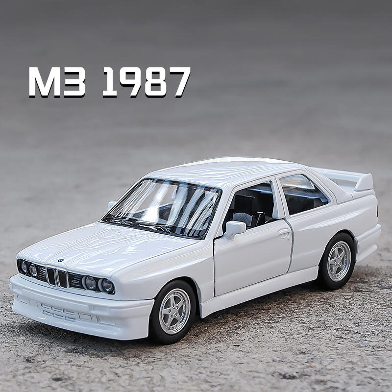 Model mobil mainan logam untuk anak-anak, mobil mainan logam paduan diecast BMW M3 E30 1987 Porsche 911 Turbo Audi Quattro BMW M4 1:36