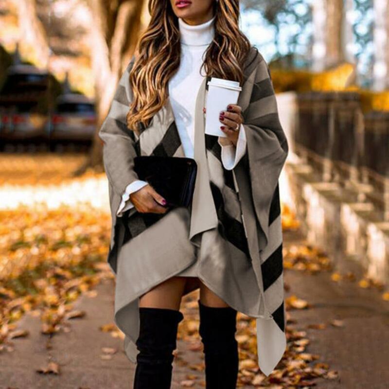 Lady Poncho Cape Fashion Autumn Winter Elegant Irregular Casual Batwing Fluffy Sleeve Overcoat Women Knitted Color Block Capes S