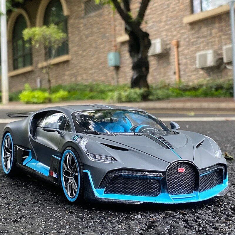 Modelo de coche deportivo de aleación Bugatti Veyron Divo, vehículo de juguete de Metal fundido a presión, simulación de luz de sonido, colección de regalos para niños, 1:32
