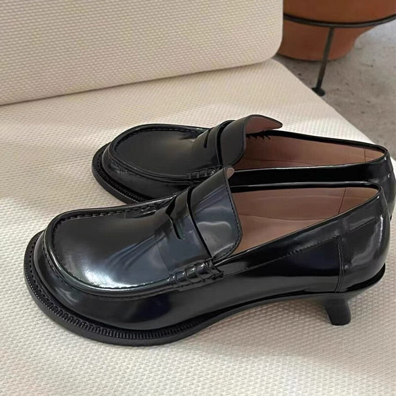 Zapatos pequeños de cuero genuino para mujer, mocasines de tacón de gatito de estilo británico, con moteado poco profundo, zapatos individuales para perezosos