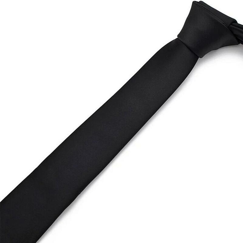 Cravatte con cerniera nere da donna cravatta da uomo stretta e setosa retrò sottile stile coreano liscio semplice elegante cravatta alla moda tutto-fiammifero 45cm