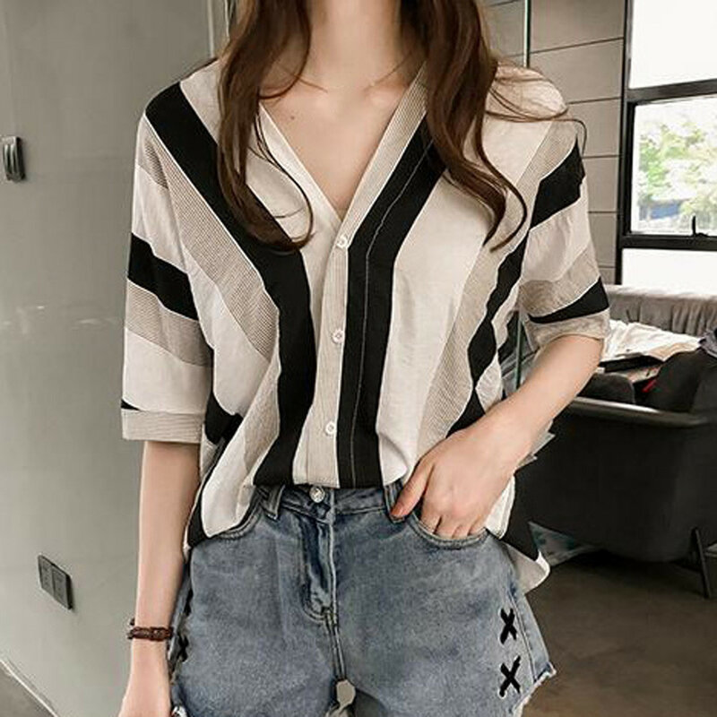 Zomer Koreaanse Elegante Mode Harajuku Slim Fit Vrouwelijke Kleding Losse Casual All Match Tops Patchwork Knoop Korte Mouw Blusa