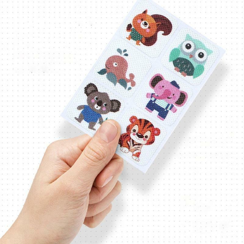 Adesivi Anti morso 24 pezzi adesivi animali adesivi per esterni patch animali simpatici cartoni animati per attività al coperto all'aperto Picnic