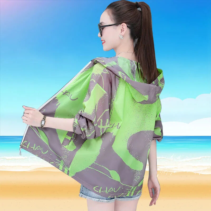 Fashion Women's Sun Protection Jacket Summer Thin Hooded Loose Printing Color Matching Outdoor Breathable Female Short Coat