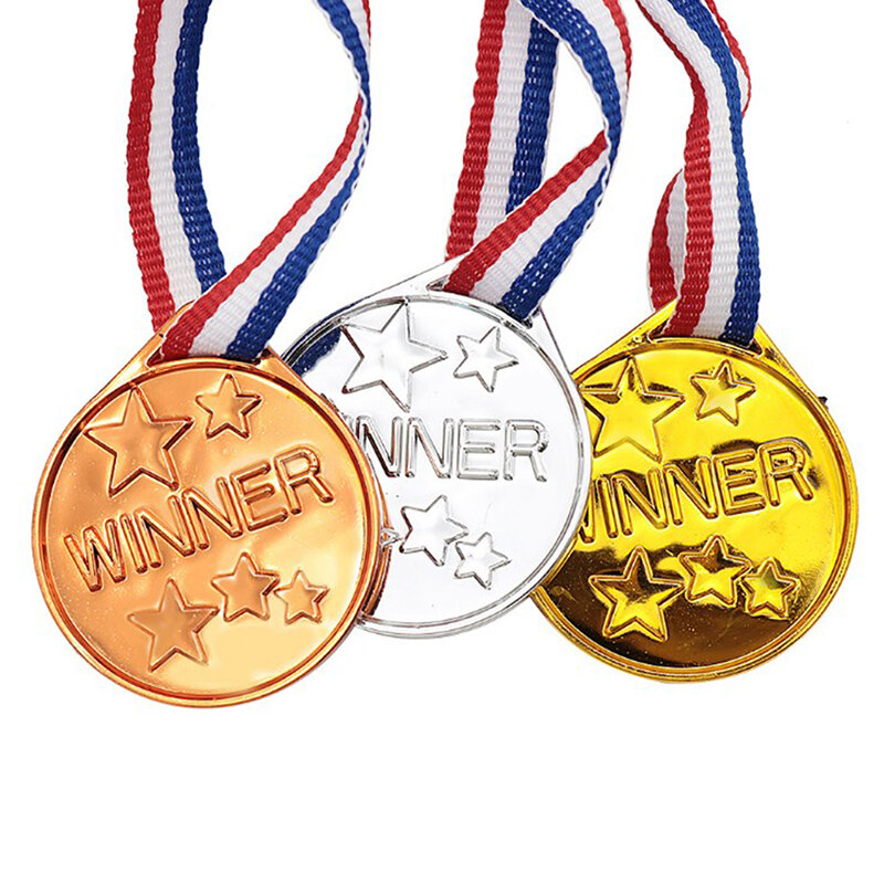 1pc Kids Game Sports Prize Awards Toys Plastic Children Gold Plastic Winners Medals Party Favor Sports Day Party Bag Prize Award