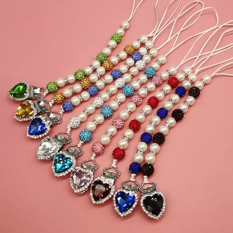 Catena di Clip per ciuccio per bambina in stile europeo Vintage accessori per capezzoli con ciondolo a catena con Clip per capezzolo in cristallo di perle