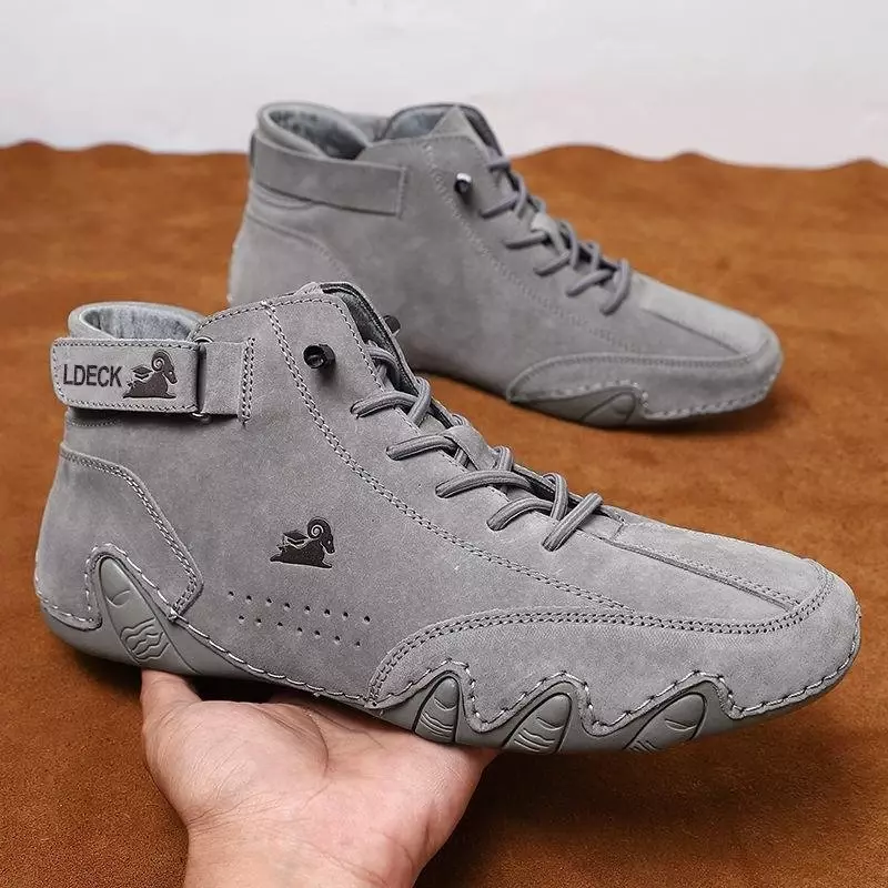 Leather Walking Shoes for Men 2023 New Casual Luxury Man Boots Outdoor High Top Sneakers Fashion Roman Footwear Motorcycle Boots