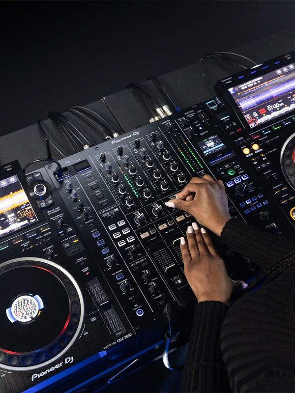 4 channel djma9 dj player bar dedicated Pioneer DJM-A9 mixer built-in sound card