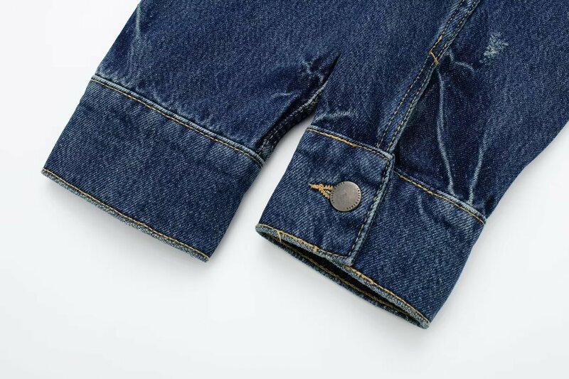 Donna primavera 2024 nuova moda Joker versione allentata tasca decorazione giacca di jeans retrò manica lunga bottone Chic cappotto.