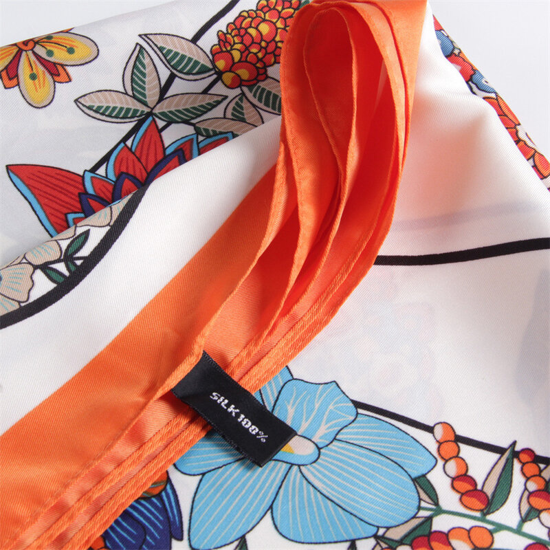Sciarpa di seta da 130CM donna scialli grandi fiori stampa stole Bandana quadrata fazzoletto di lusso Hijab foulard femminili papillon femminile