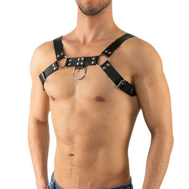 Arnês de couro sintético ajustável masculino, estilo punk, decoração rebite, peito largo, alça traseira para gay