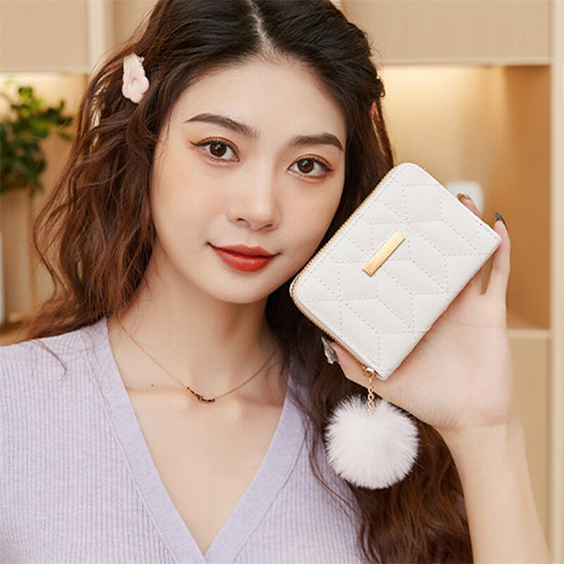 Women Small Leather Wallet Credit Card Holder Bifold Purse With Pompom Ball Lady Wallet Credit Card Holder Clutch Wallet