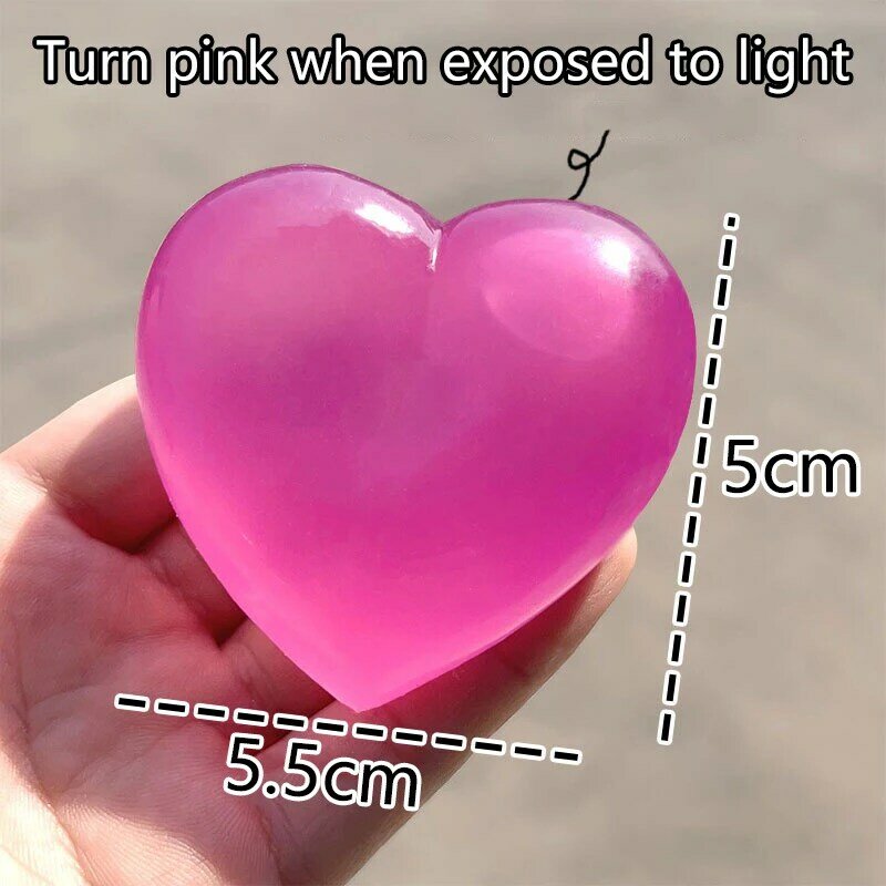 Mainan Remas photoromik TPR, mainan bola stres pereda hati cinta, berubah warna di bawah cahaya 1 buah