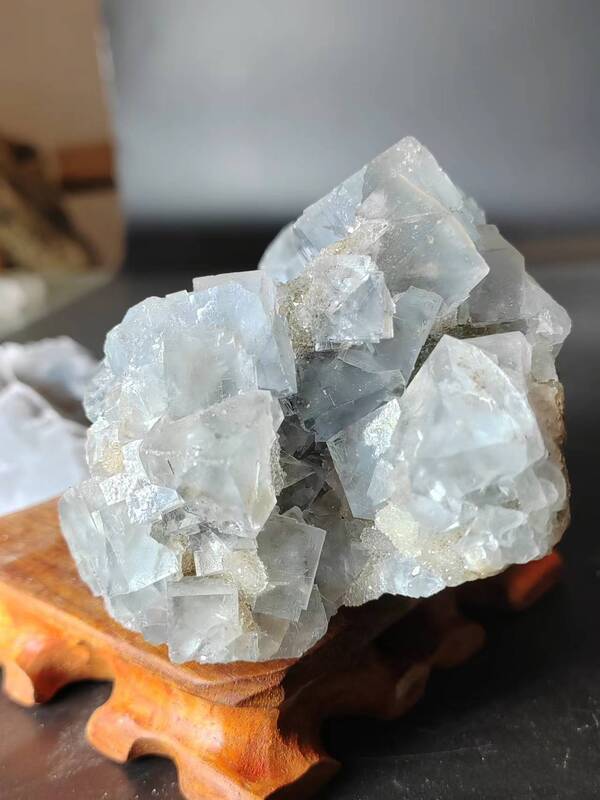 556G Alami Langka Fluorit Cluster Mineral Mengajar Spesimen Batu dan Kristal Penyembuhan Kristal Kuarsa Permata Dekorasi Rumah