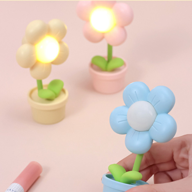 Мини светодиодный ночник в виде цветка, милая маленькая настольная лампа, настольное украшение, прикроватный светильник для спальни, детская игрушка, праздничный подарок для детей