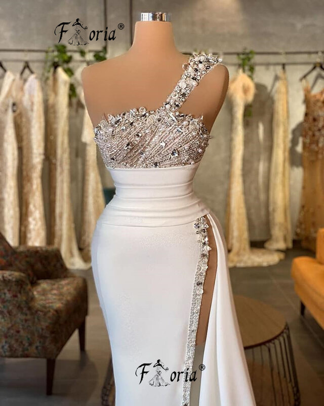 Sexy One Shoulder Beaded Crystal Formal Evening Dresses Arab Slit Sleeveless Prom Dress Plus Size Celebrity Runway Party Gowns