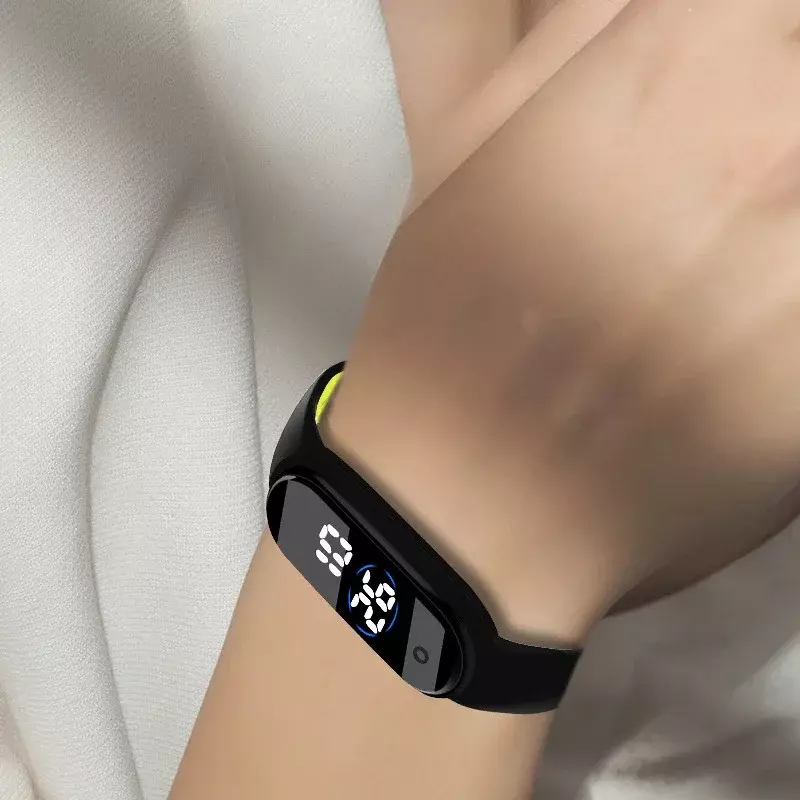 Cyfrowy zegarek LED Modny zegarek sportowy dla dzieci Dzieci Wodoodporny ultralekki pasek silikonowy Zegarek dla nastolatków Chłopcy Dziewczęta unisex