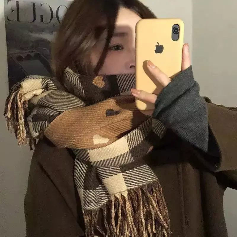 2024 New Milky Coffee Color Love Checker Cashmere Scarf for Female Winter Students