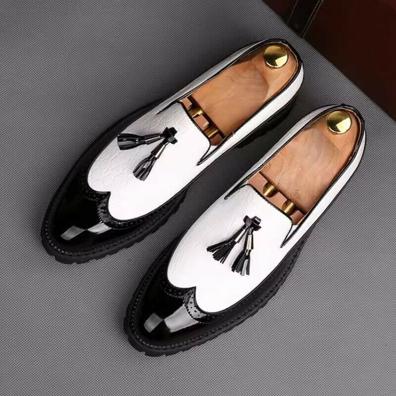 Sapatos Oxford Brogue de couro masculino, mocassins casuais, calçados formais, sapatilhas pretas brancas, designer de luxo