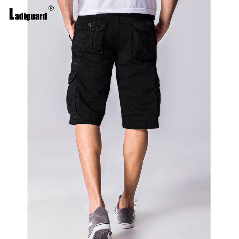 Pantaloncini tascabili con supporto alla moda europea 2023 Plus Size pantaloni al ginocchio da uomo eleganti pantaloncini Cargo retrò All-match simplicity