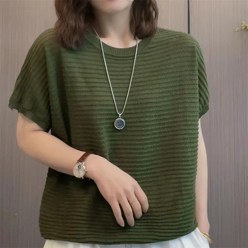 Женская тонкая трикотажная одежда, Простой повседневный однотонный пуловер с коротким рукавом и круглым вырезом, свободный базовый джемпер, лето