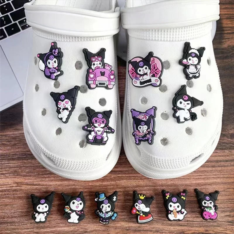 Dijes de zapatos de la serie Sanrio Kuromi, hebilla de dibujos animados, decoración de zapatos, accesorios de sandalias de zueco de PVC, regalos de fiesta para niños, 1-20 piezas