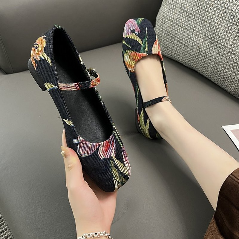 2022 New Summer Casual Flower Sandals for Women Classic Summer Women's Casual All-match Sexy Sandals Fashion Buckle Decoration