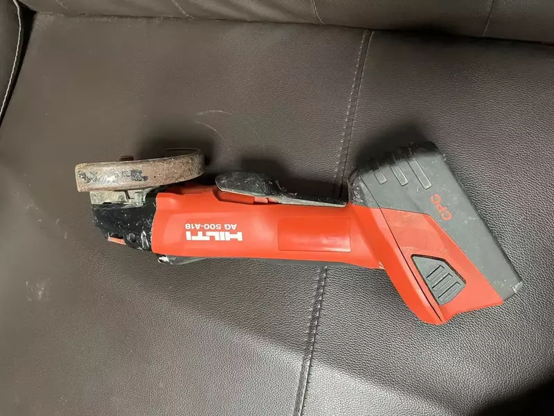 Hilti AG 500-A18 18 Volt Cordless Grinder,USED,SECOND HAND,WITH 5,2AMP BATTERY