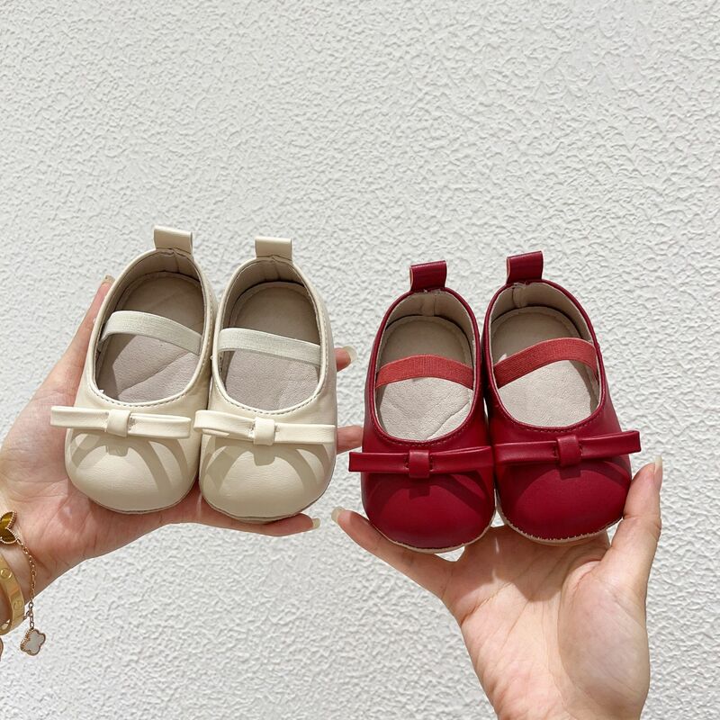 Осенняя Маленькая кожаная обувь для маленьких девочек в Корейском стиле, винтажная универсальная обувь принцессы, нескользящая обувь на мягкой подошве для малышей