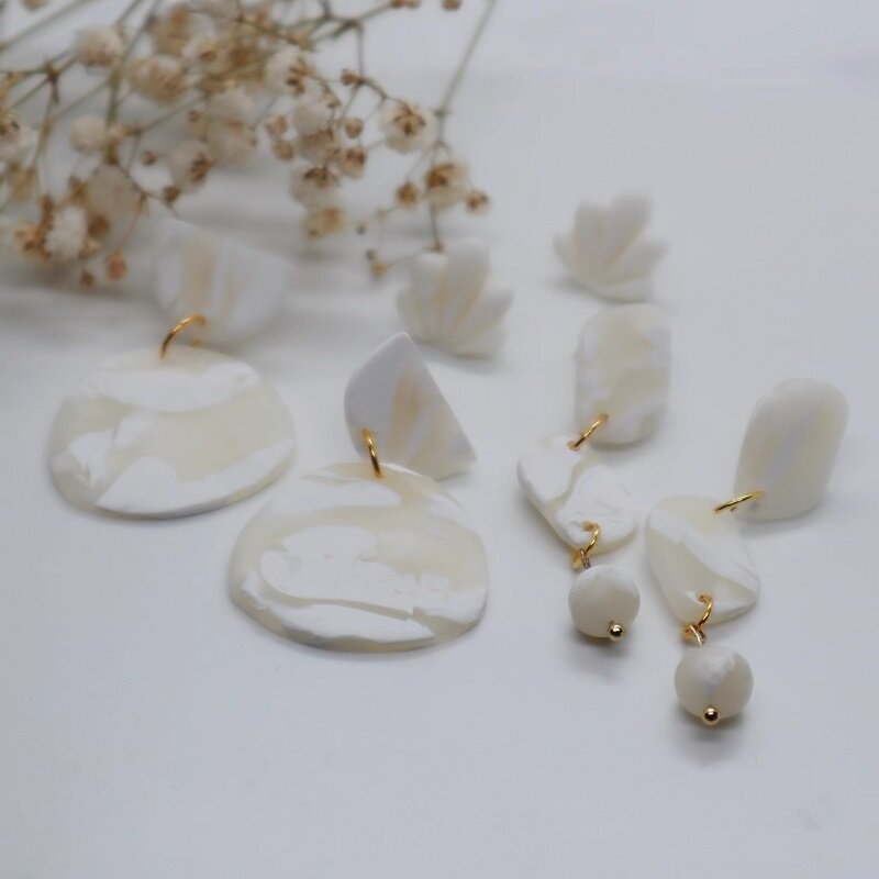 Pendientes de gota geométricos para mujer y niña, aretes de arcilla hechos a mano, joyería colgante de polímero de arcilla, 2023