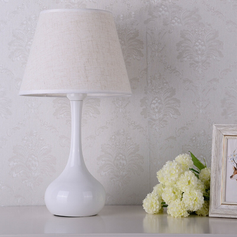 Современная роскошная декоративная льняная ткань для ламп, боковые настольные лампы, освещение и электронная схема, 2 года, ROHS Ce