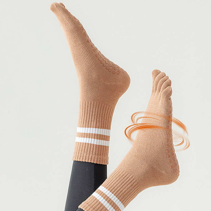 Kaus kaki Yoga Non-slip silikon dalam ruangan wanita kaus kaki Fitness profesional Gym lantai tari Pilates Mid-tube kaus kaki olahraga