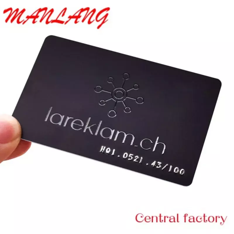Custom  Programmable Full Black Matte  NFC Business Card for Sharing media sharing  With UV LOGO And QR code