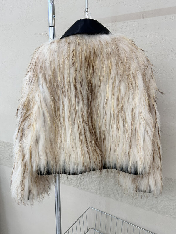 Mantel bulu pendek kerah jas longgar versi single-breasted desain hangat dan nyaman 2024 Musim Dingin 0105 baru