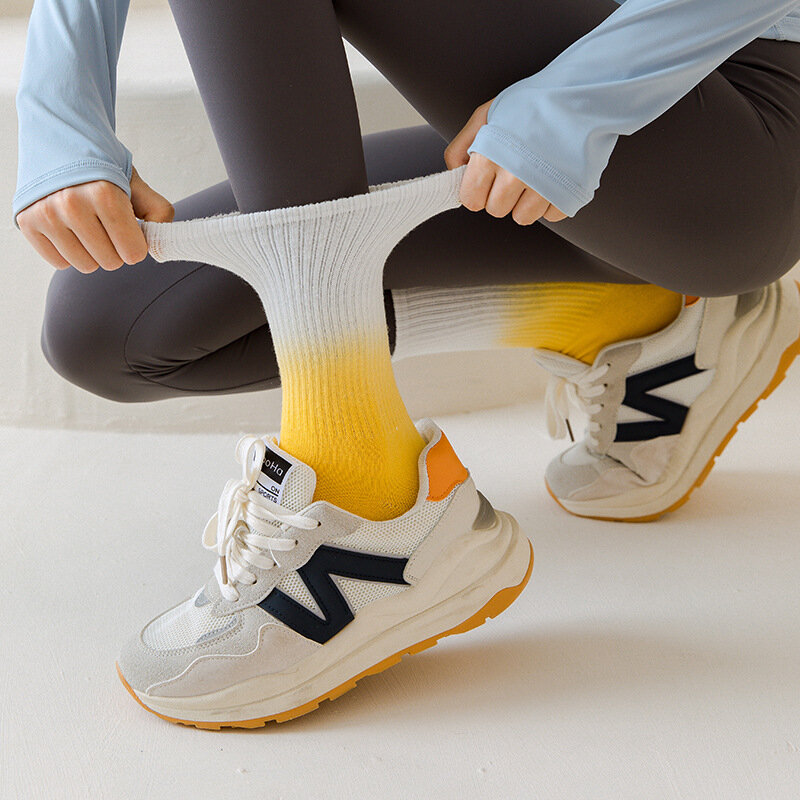 1 paio di calzini da Yoga da donna rampa sfumata antiscivolo in cotone traspirante Pilates sport Fitness Training esercizio Grip calzini da pavimento per ragazze