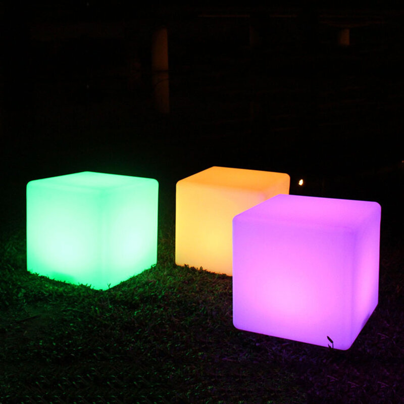 Outdoor LED Iluminado Cube Cadeira, Bar Light, Decoração de Festa de Casamento, Móveis de fezes brilhantes, Bateria AAA, 1Pc