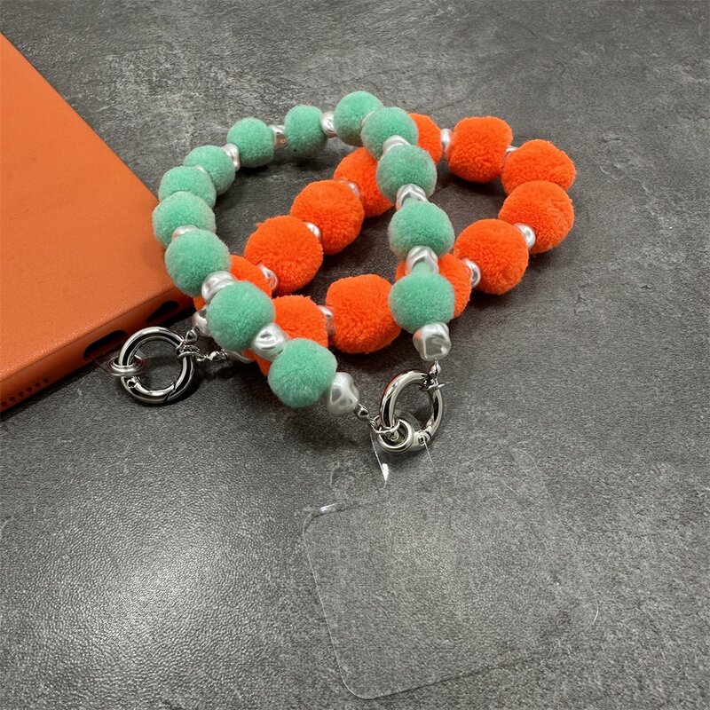 Semplice colorato pompon imitazione perla catena del telefono con perline per le donne ragazze dolci accessori